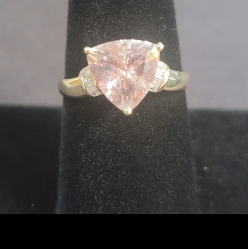 R322  14k Pink Morganite Diamond Ring